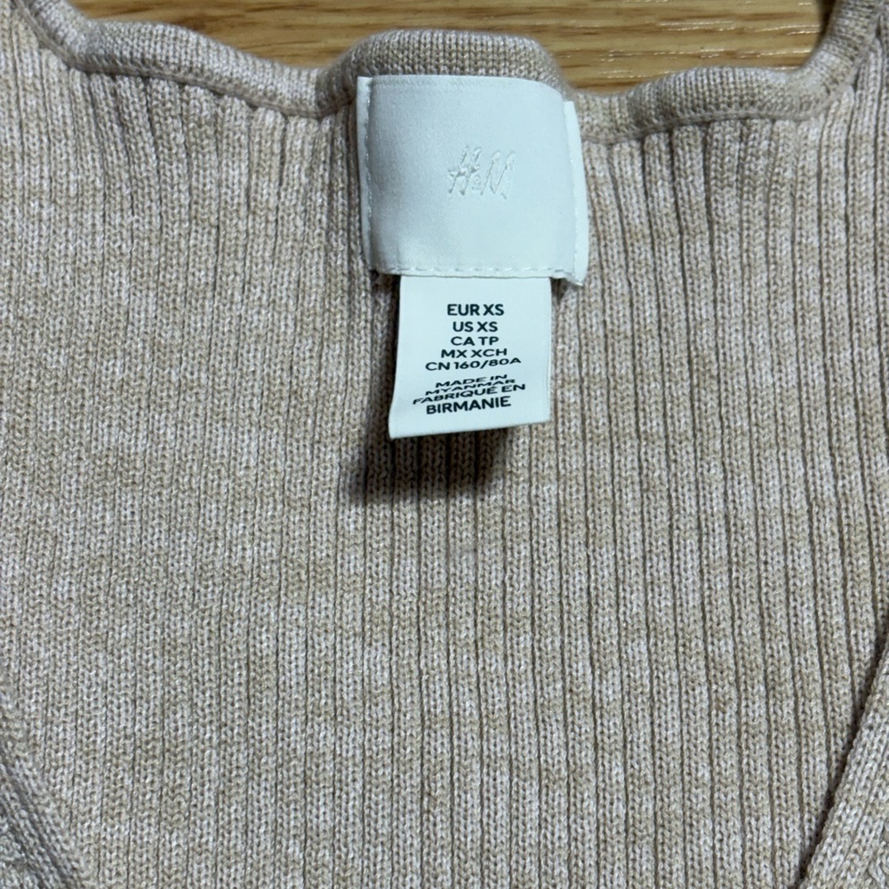 H&M Beige Ribbed Knit Sweater - Picture 3 of 5